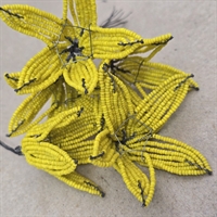 glasperleblomst-gul-gammel-fransk-perleblomst-haandlavet